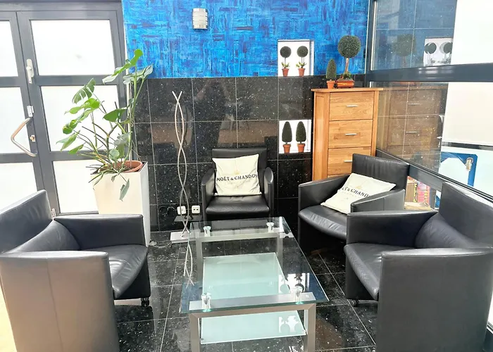 Appartement Wohnloft Xl Fuer Familien Und Gruppen Bis 10 Pers In Bester Zentraler Lage Powered By Eventraum