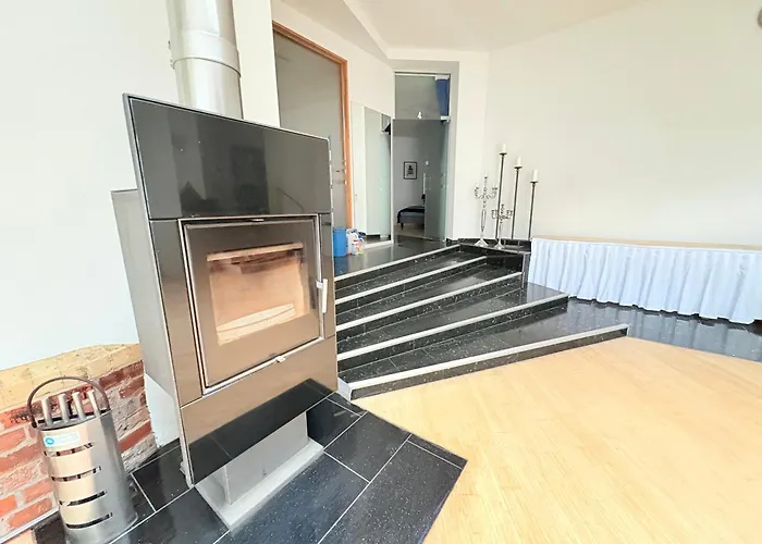 Wohnloft Xl Fuer Familien Und Gruppen Bis 10 Pers In Bester Zentraler Lage Powered By Eventraum * Erfurt